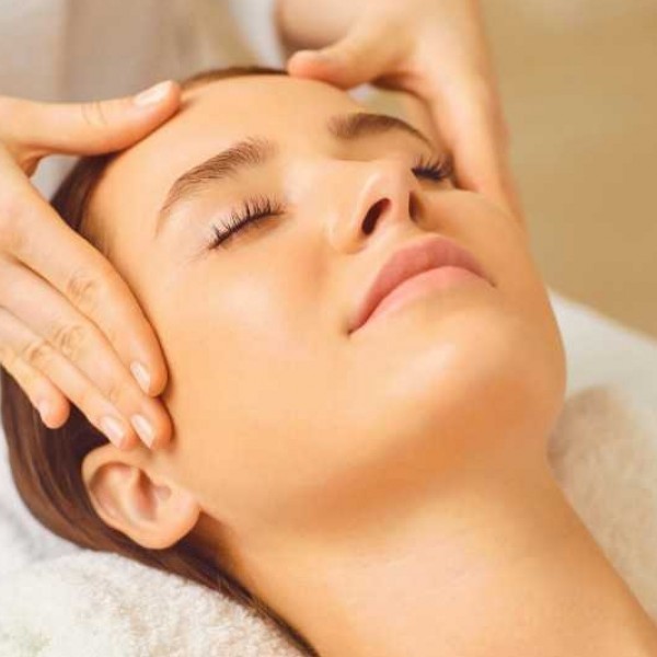 Image for 1 hour Natural Facelift Massage